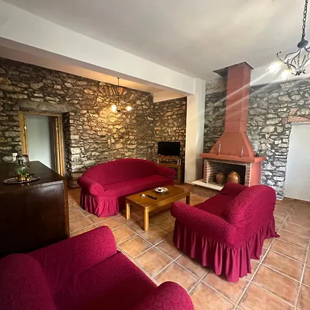 Antonia's Rustic Retreat Apartment Dhorion